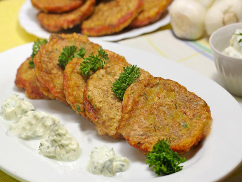 Кабачковые оладьи с манкой